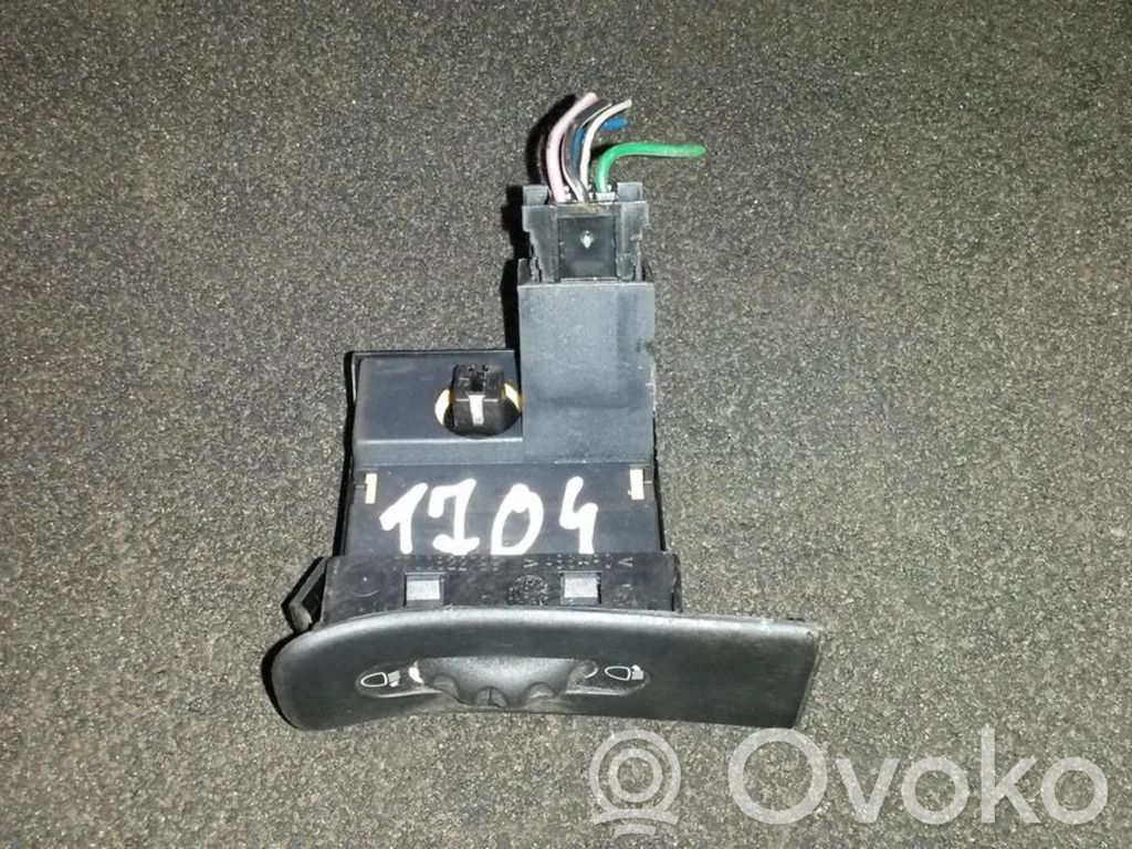 Renault Laguna I Headlight level height control switch 