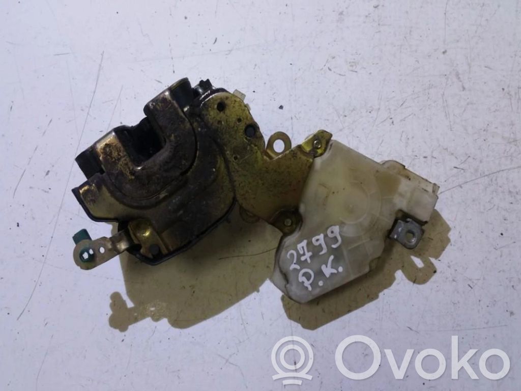 Mitsubishi Carisma Serratura portiera anteriore 