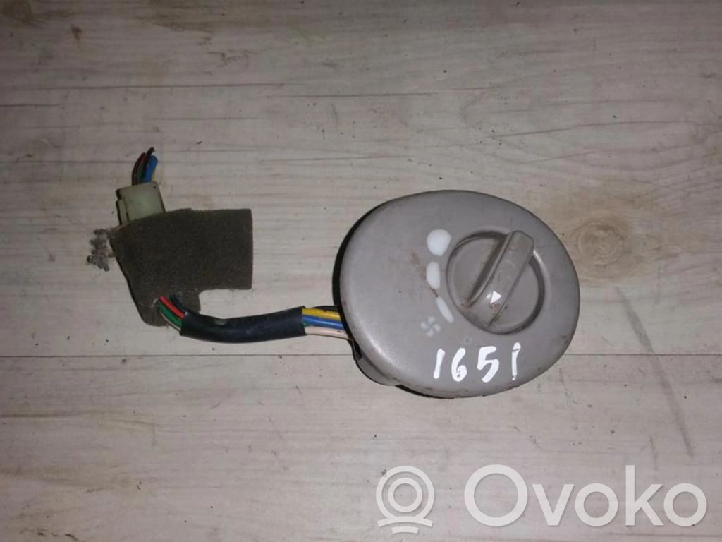 Interruptor de control del ventilador interior   990211,990211
