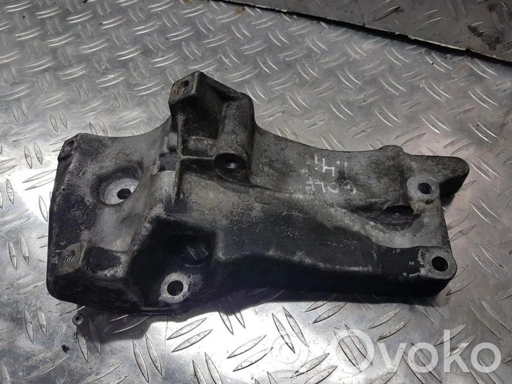 Volkswagen Golf IV Łapa / Mocowanie silnika 