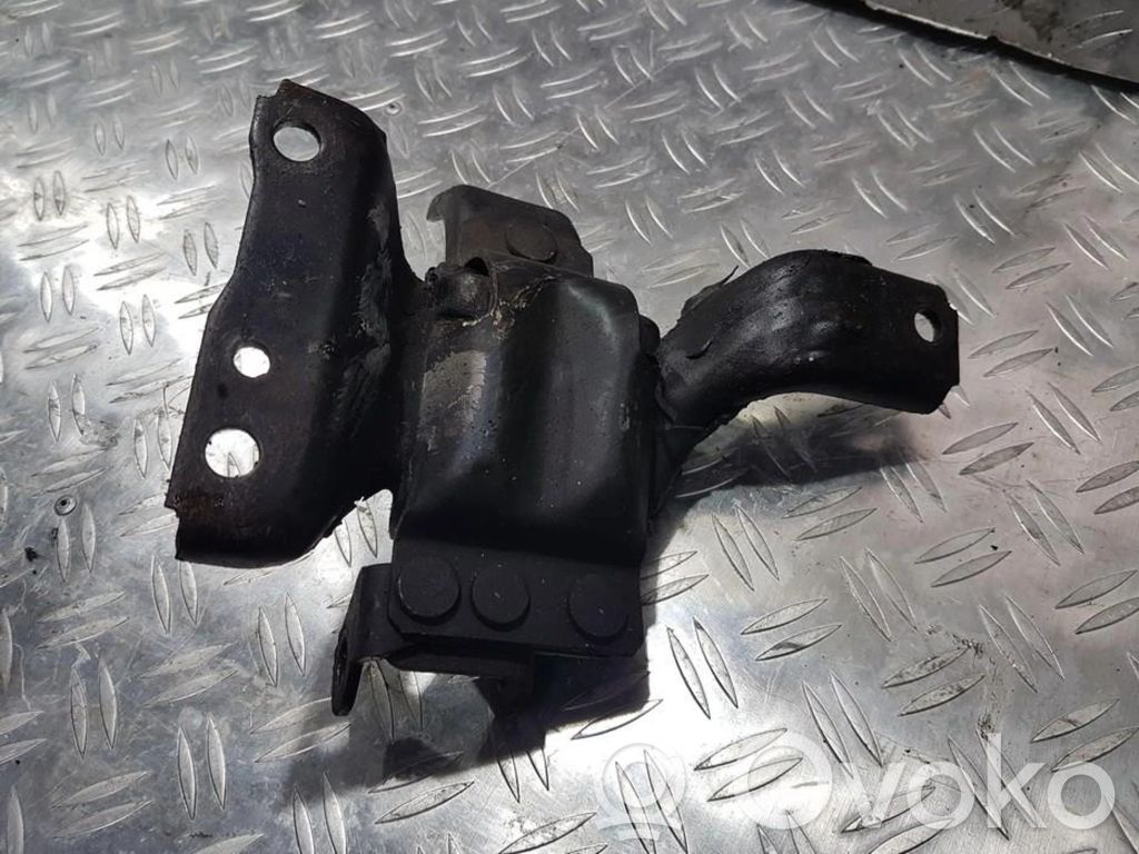 Soporte de montaje del motor