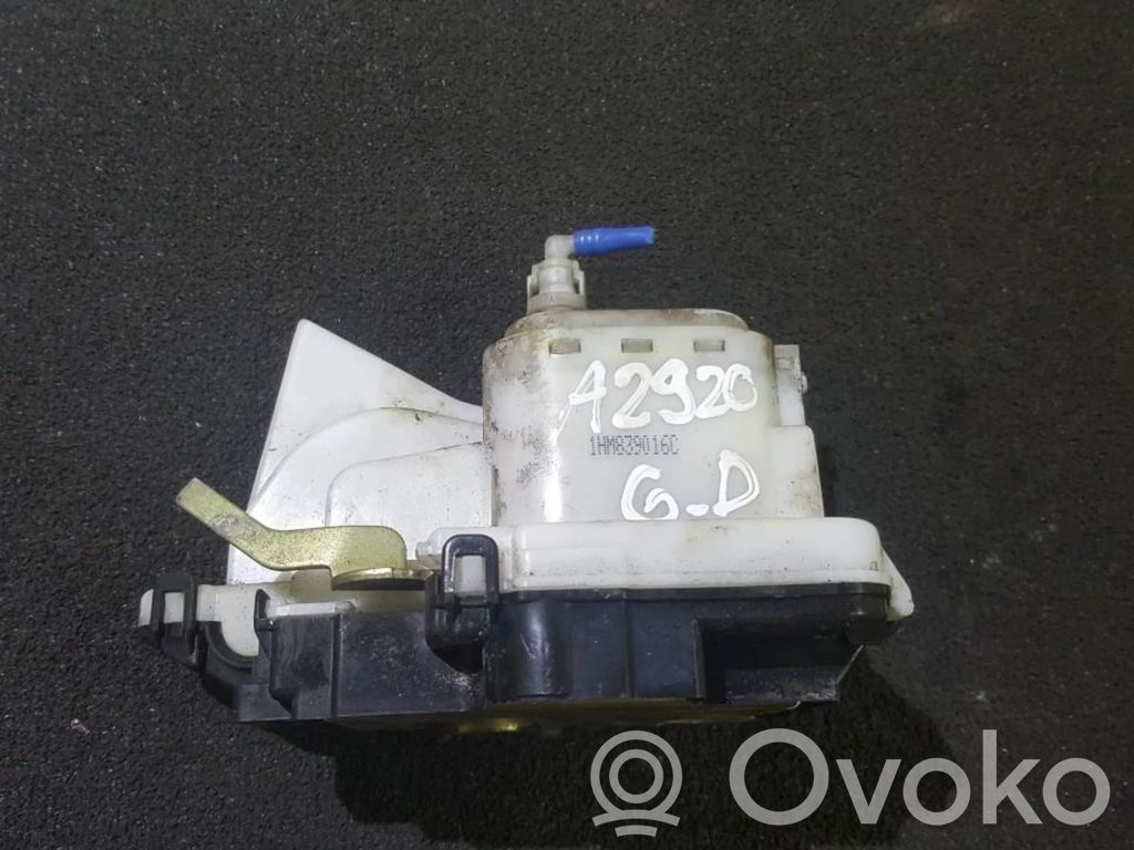 Volkswagen Polo III 6N 6N2 6NF Încuietoare ușă spate 