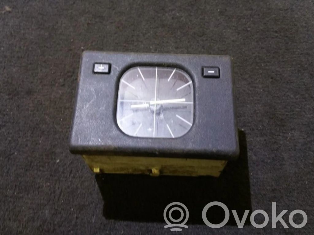 Bildschirm / Display / Anzeige   62131374282,62131374282,62131374282,62131374282