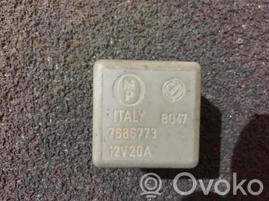 Otros relés   7686773,12V20A,12V20A,7686773