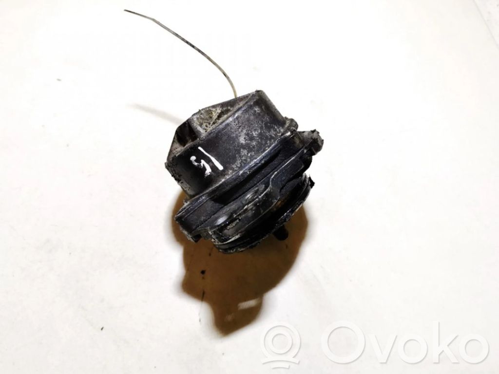 Opel Omega B1 Pompa a vuoto 