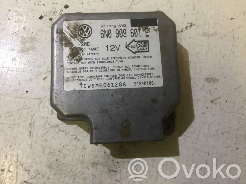 Volkswagen Golf III Unitate/modul de comandă airbaguri 