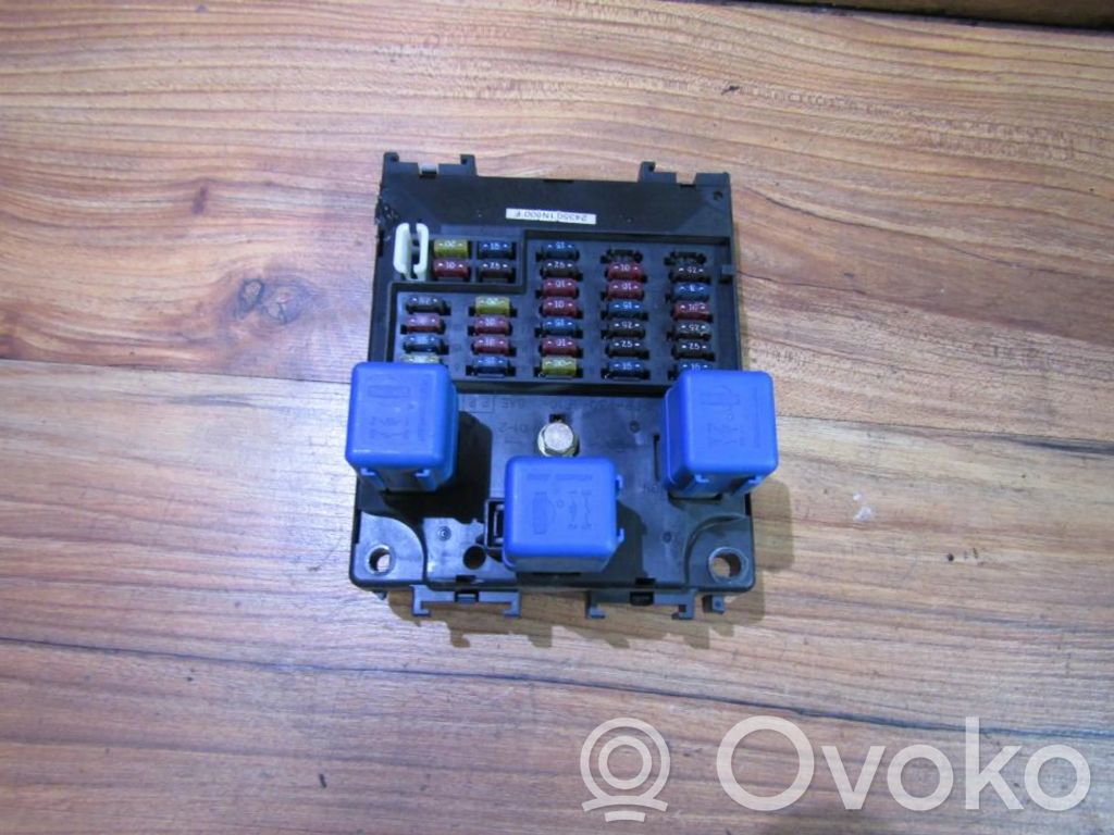 Nissan Almera Set scatola dei fusibili 