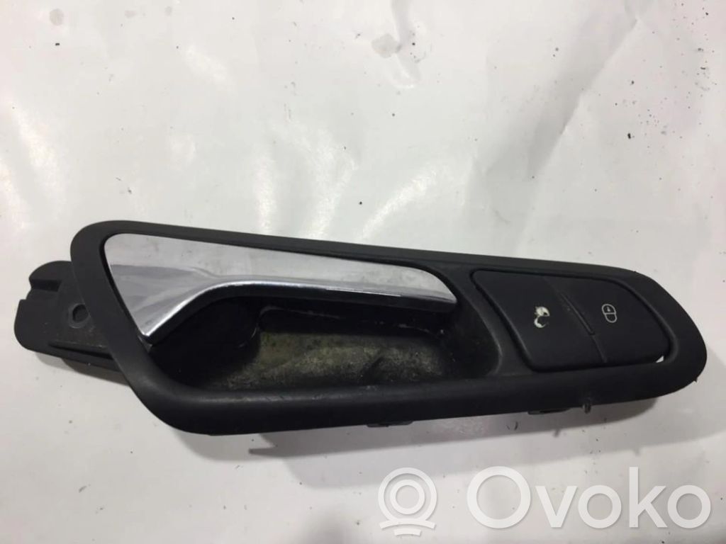 Volkswagen PASSAT B6 Manecilla interna puerta delantera 