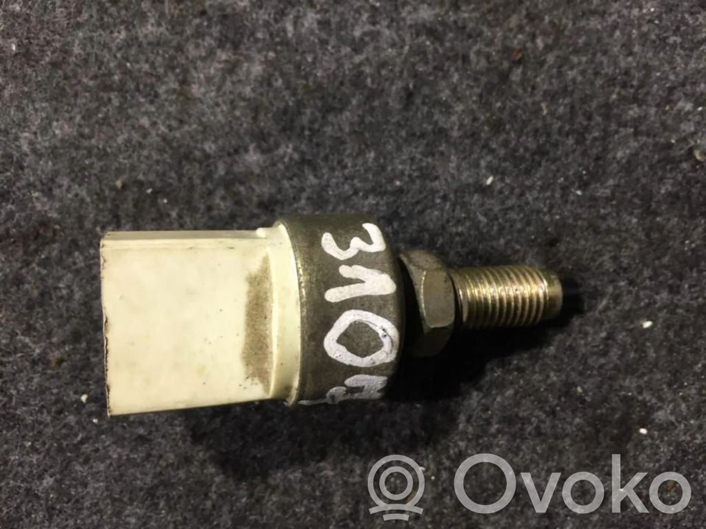 Interruptor sensor del pedal de freno