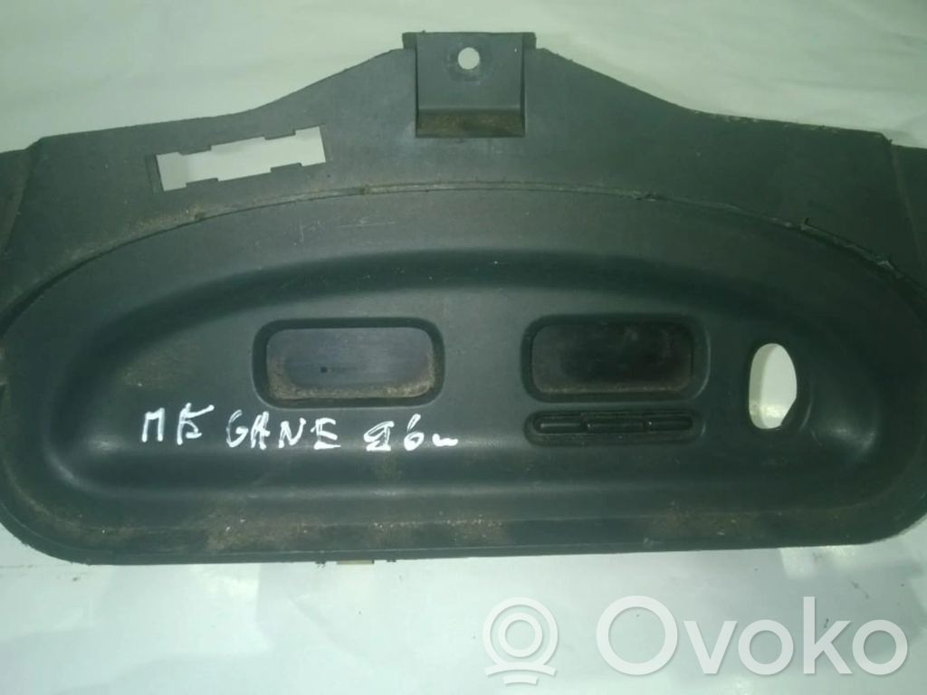 Renault Megane I Screen/display/small screen 