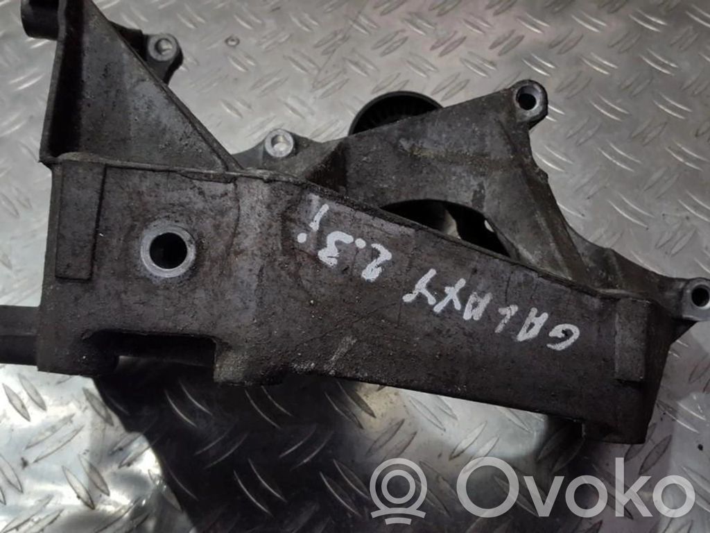 Ford Galaxy Engine mounting bracket 