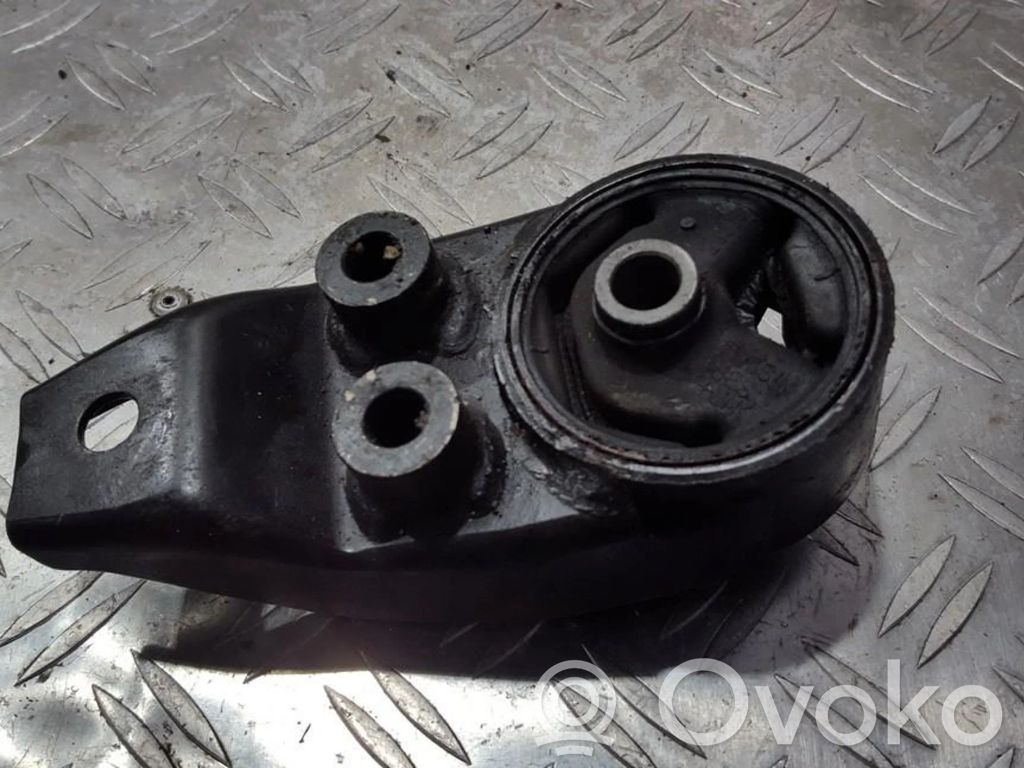 Engine mount bracket