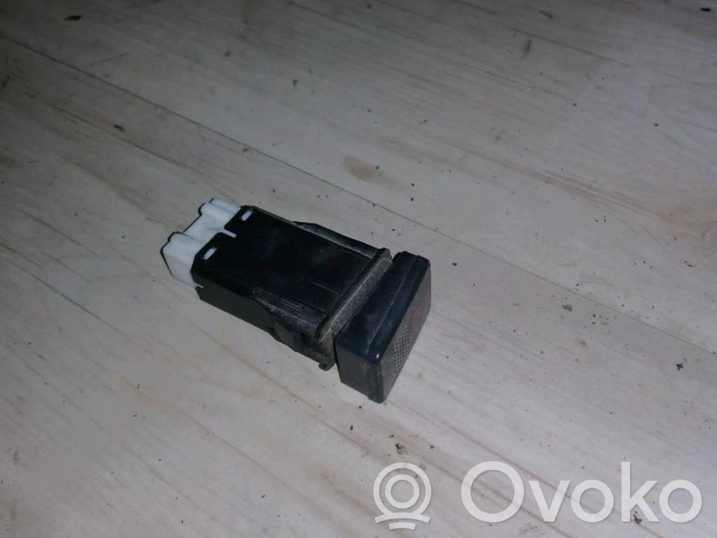 Botón interruptor de luz de peligro   53173,53173