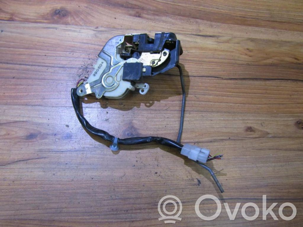 Front door lock   990604,990604