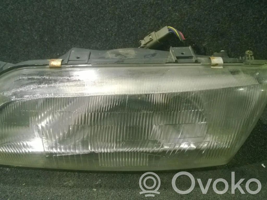 Nissan Almera Scheinwerfer 