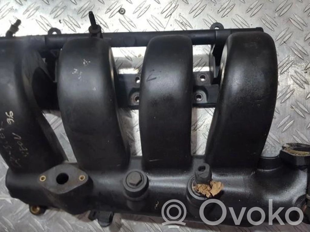 Chrysler Neon I Kolektor ssący 