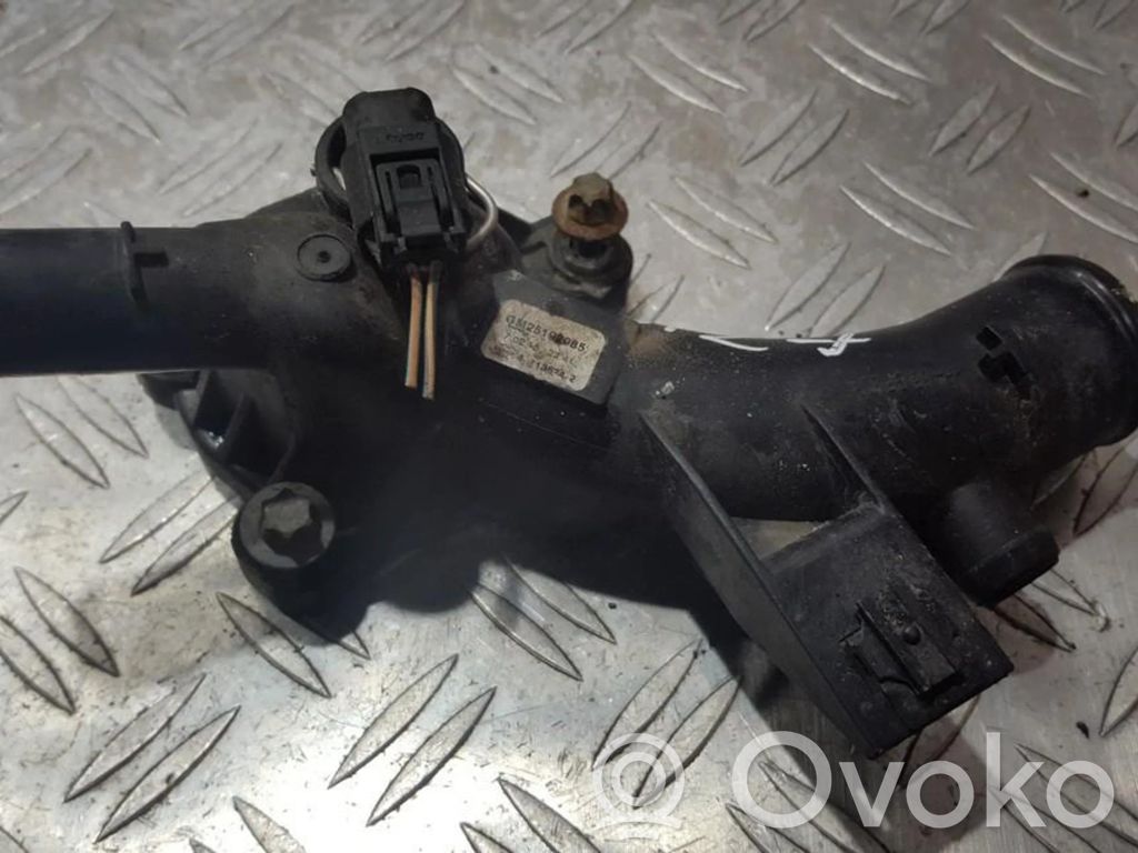 Opel Meriva B Engine coolant pipe/hose 