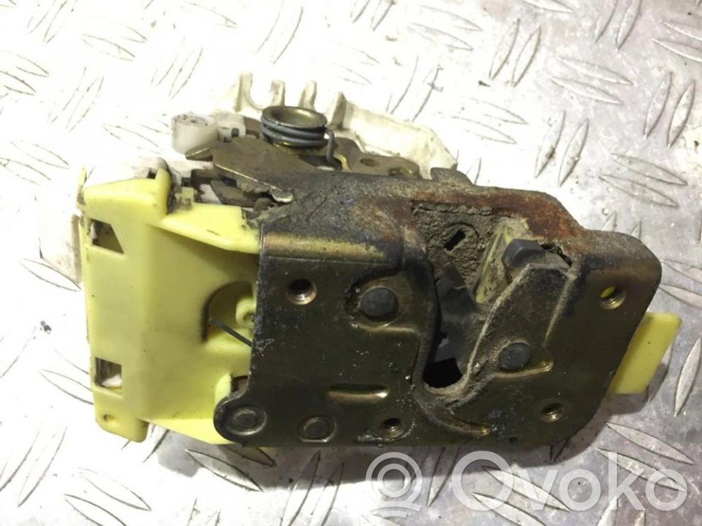 Ford Focus Serratura portiera posteriore