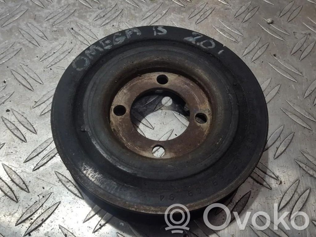 Opel Omega B1 Riemenscheibe 