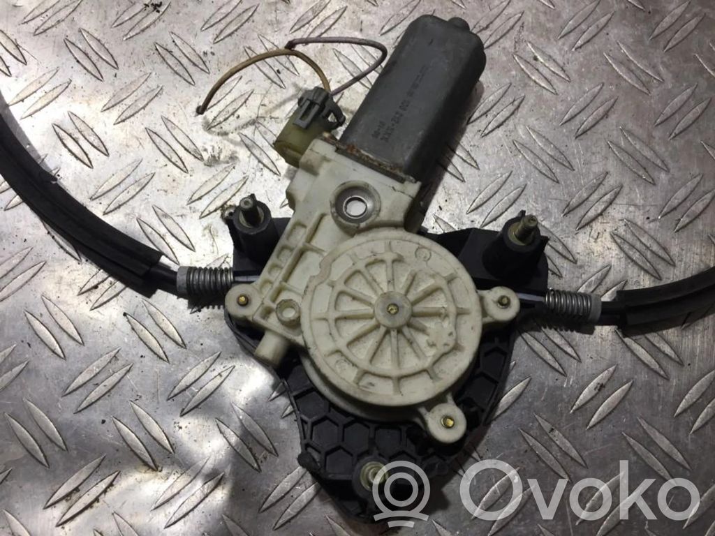 Renault Clio II Motor del regulador de la ventanilla de la puerta delantera 