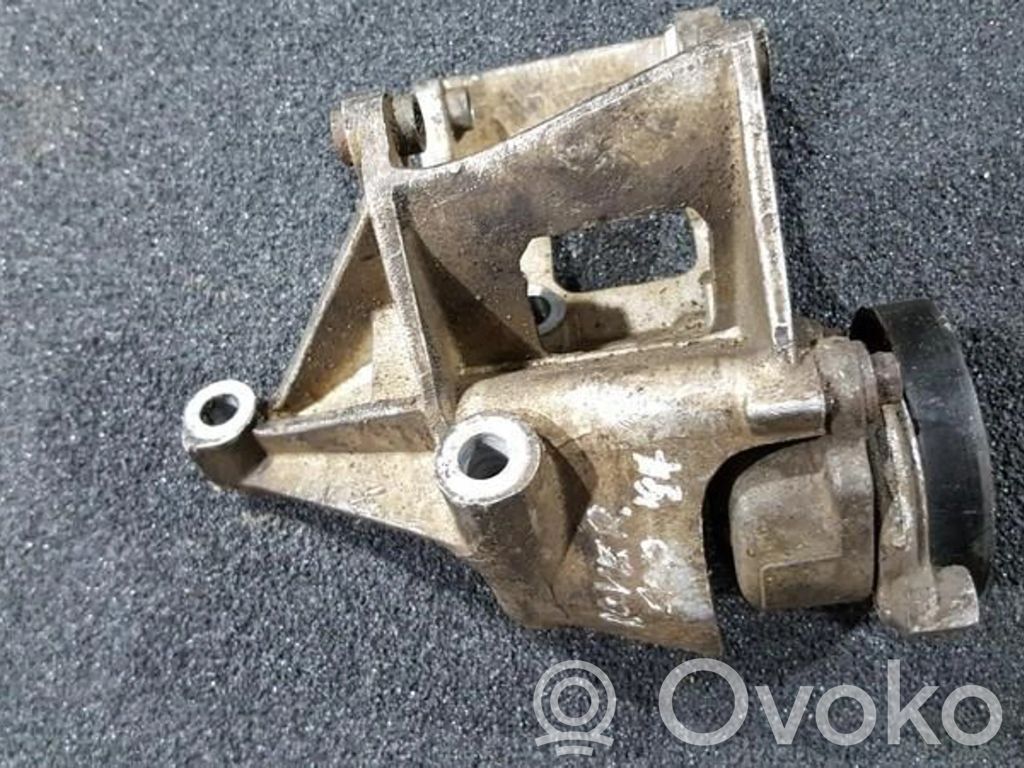 Support, suspension du moteur