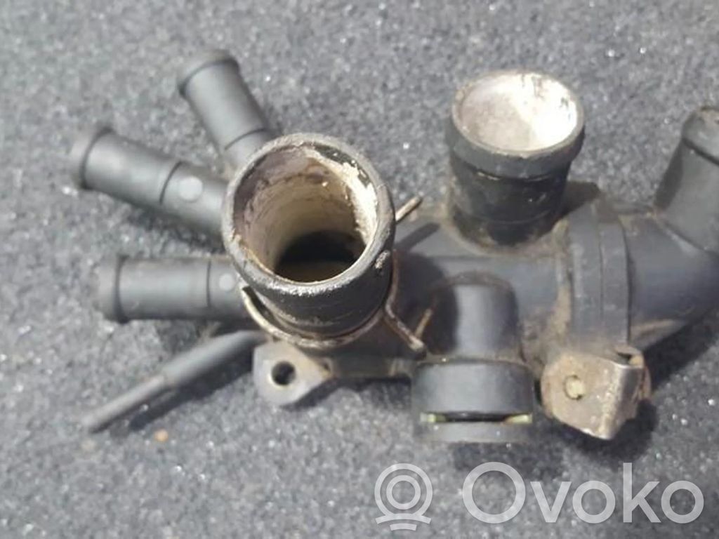 Seat Cordoba (6K) Tuyau de liquide de refroidissement moteur 