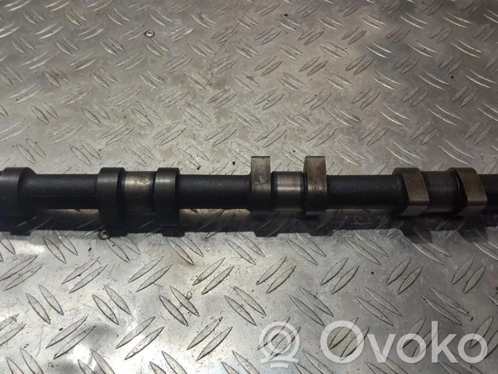 Saab 9-5 Sadales vārpsta 