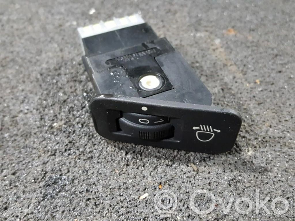 Headlight level height control switch