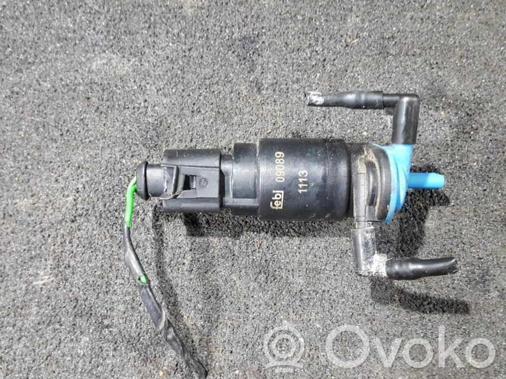 Volkswagen Polo III 6N 6N2 6NF Pompa spryskiwacza szyby przedniej / czołowej 