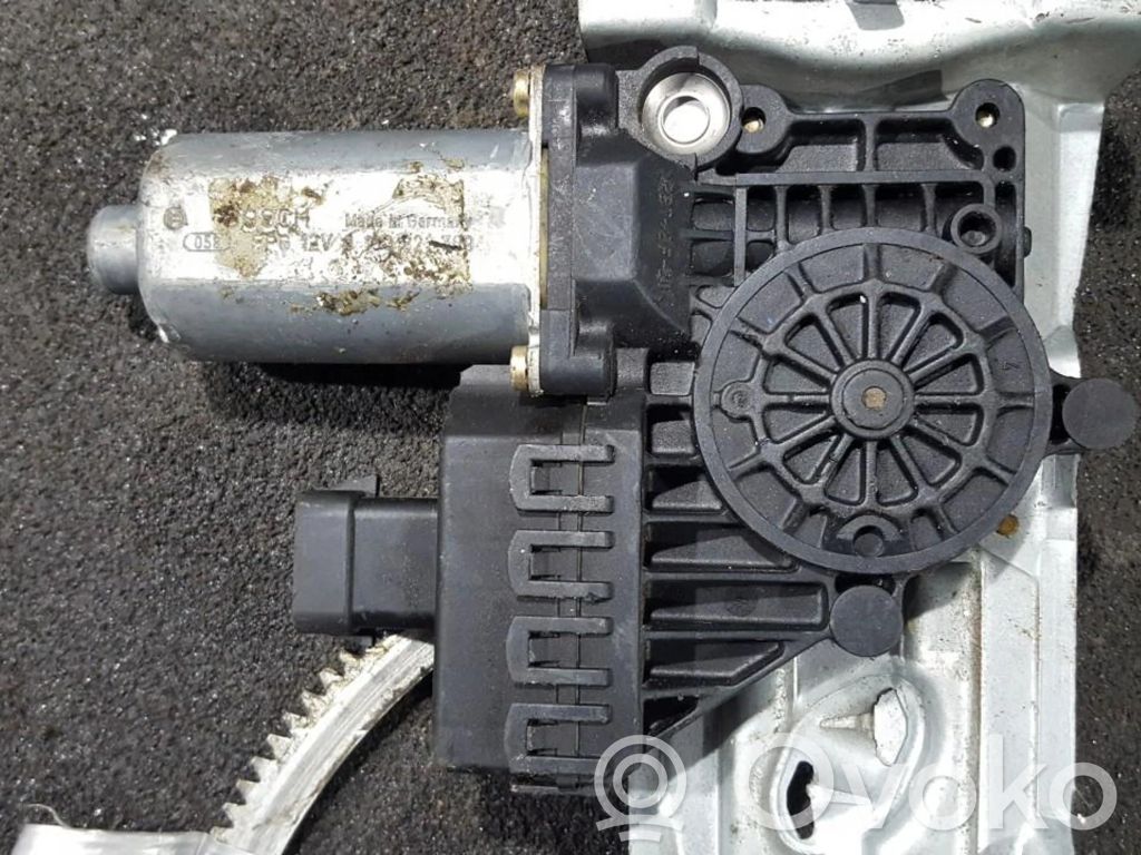 Opel Astra G Motorino alzacristalli della portiera anteriore