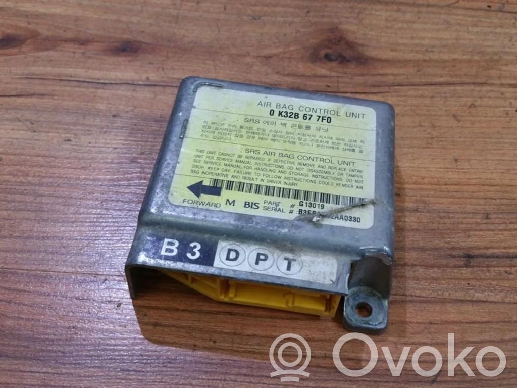 Unidad de control/módulo del Airbag   0K32B677F0,0K32B677F0