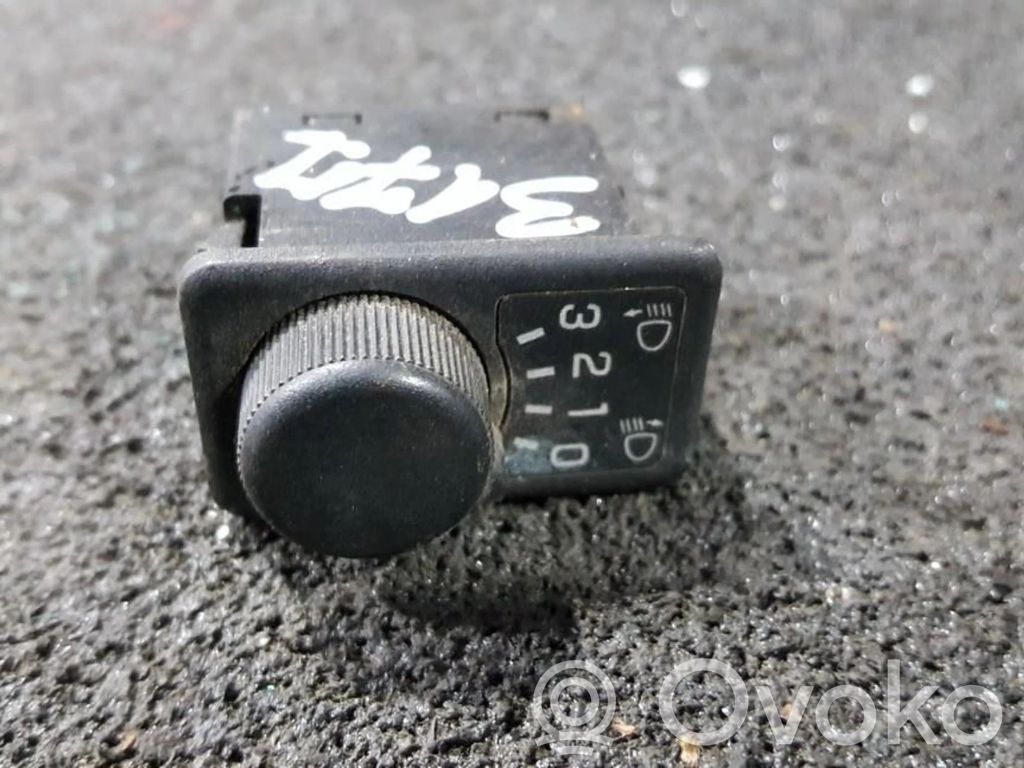 Headlight level height control switch