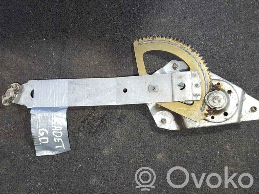 Opel Kadett E Regulador con motor de la ventanilla de la puerta corredera 