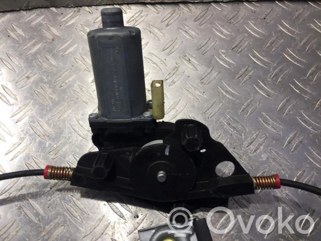 Ford Fiesta Moteur de lève-vitre de porte avant