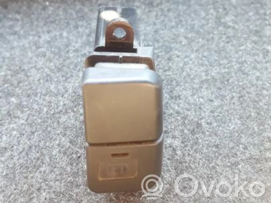 Windscreen/window heater switch
