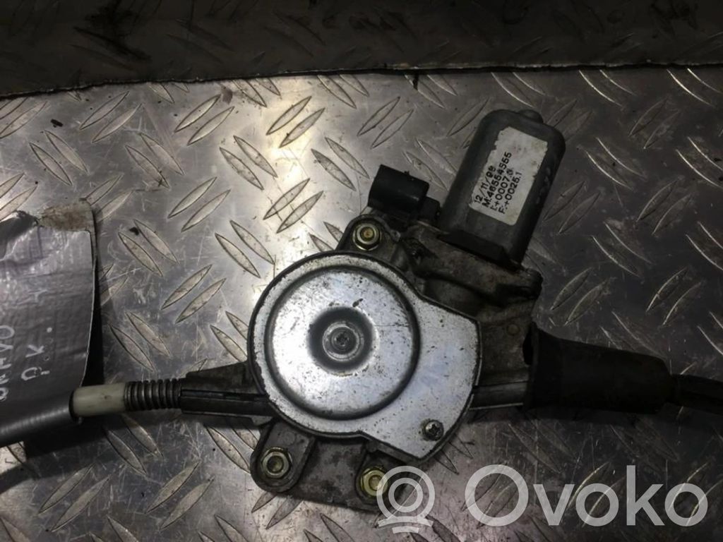 Fiat Bravo - Brava Silnik regulatora szyby drzwi przednich 