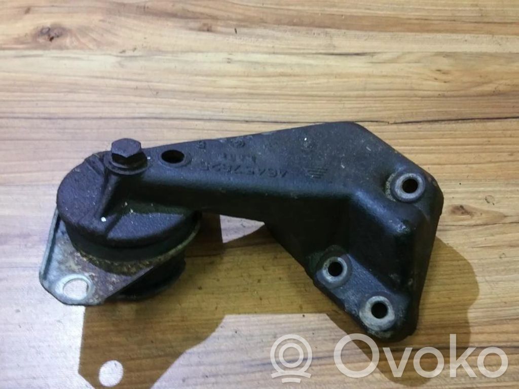Fiat Marea Engine mount bracket 