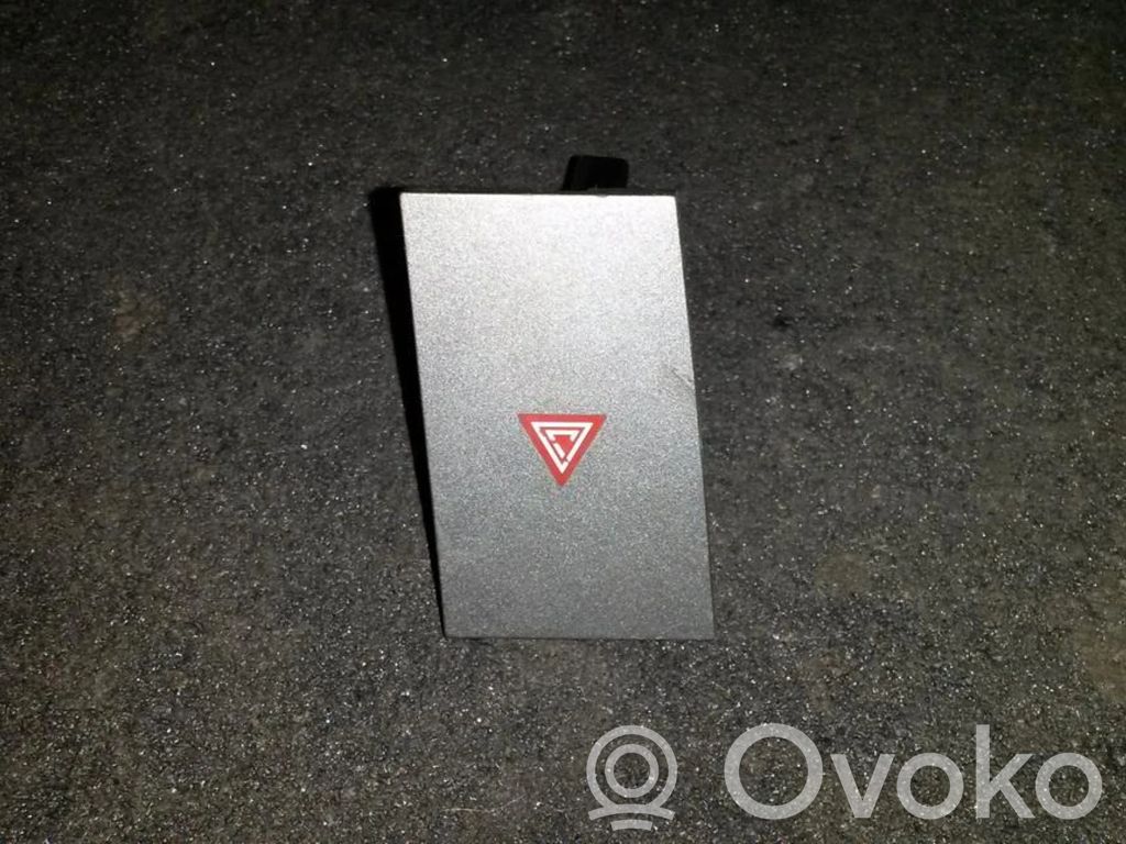 Opel Vectra C Interruttore luci di emergenza