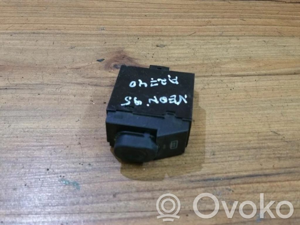 Chrysler Neon I Windscreen/window heater switch 