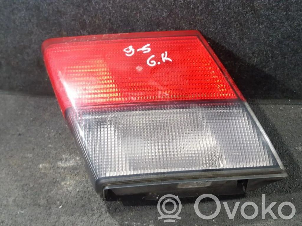 Tailgate rear/tail lights