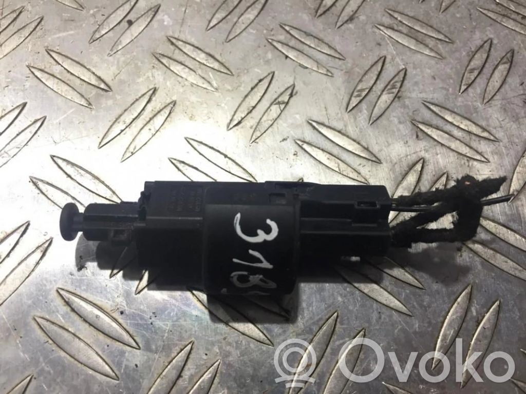Opel Vectra B Czujnik pedału hamulca / stopu 