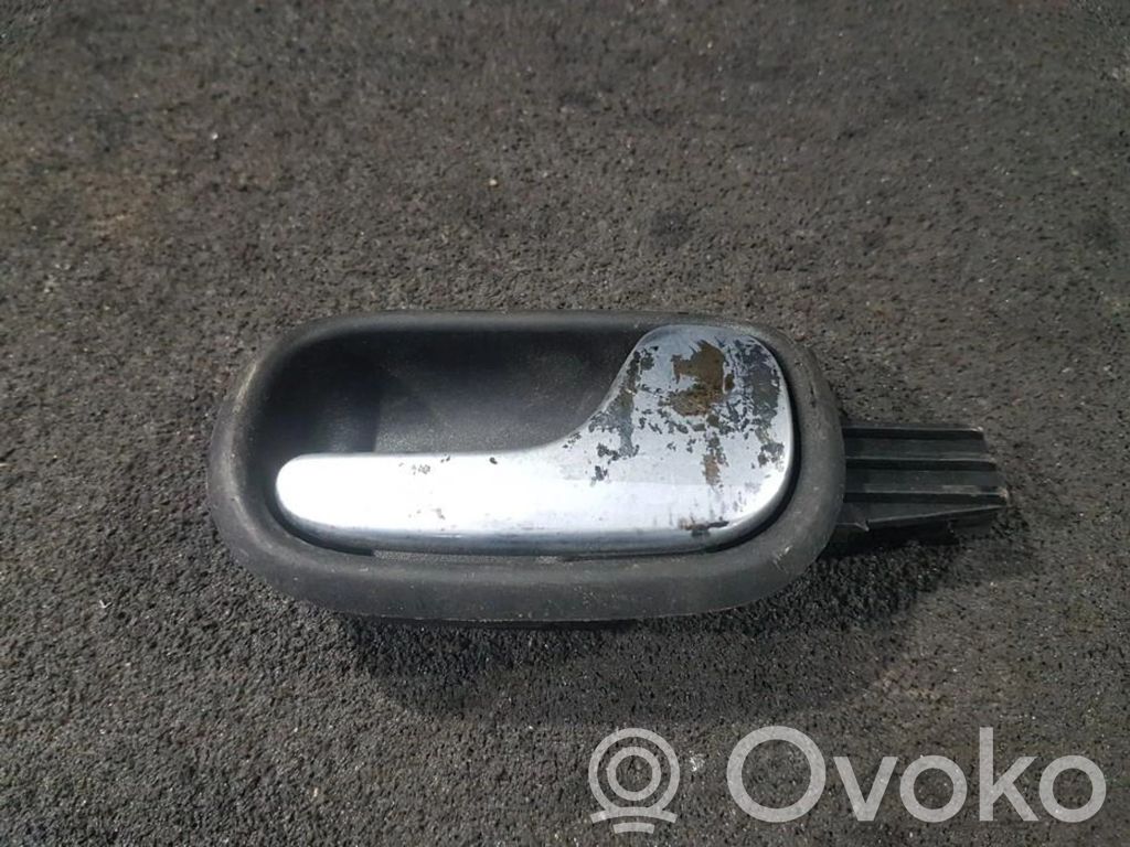 Manecilla interna puerta trasera   8D0839020,8D0839020