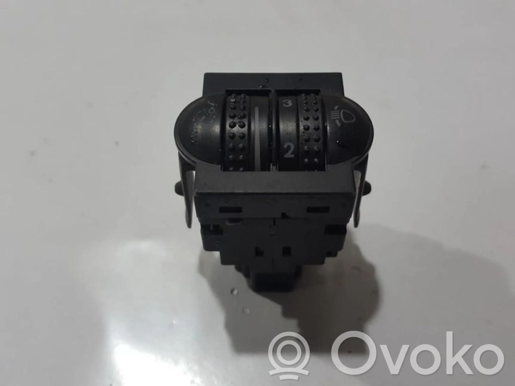 Volkswagen PASSAT B5 Comutator control nivel faruri