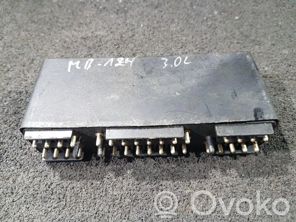 Mercedes-Benz E W124 Sonstige Steuergeräte / Module 