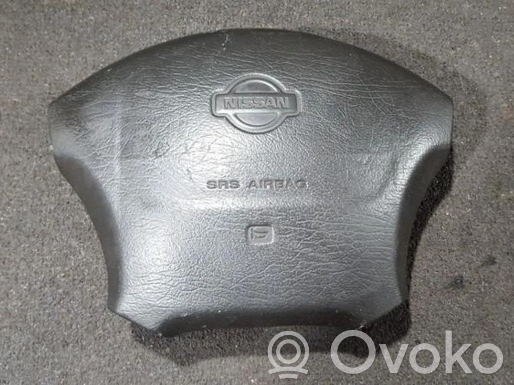 Nissan Primera Fahrerairbag 