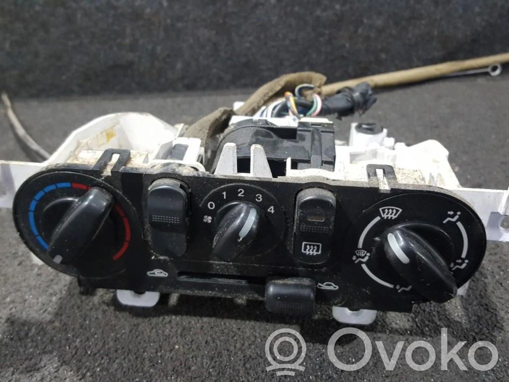 Climate control unit   8D29,8D29