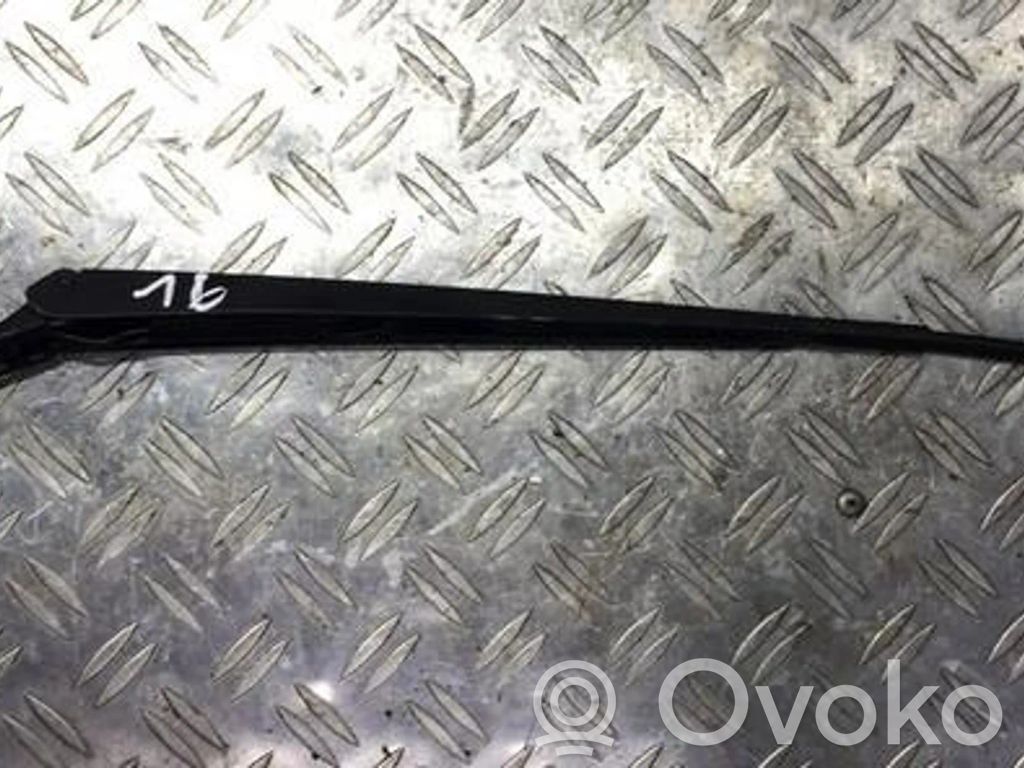 Audi A6 S6 C5 4B Ramię wycieraczki szyby przedniej / czołowej 