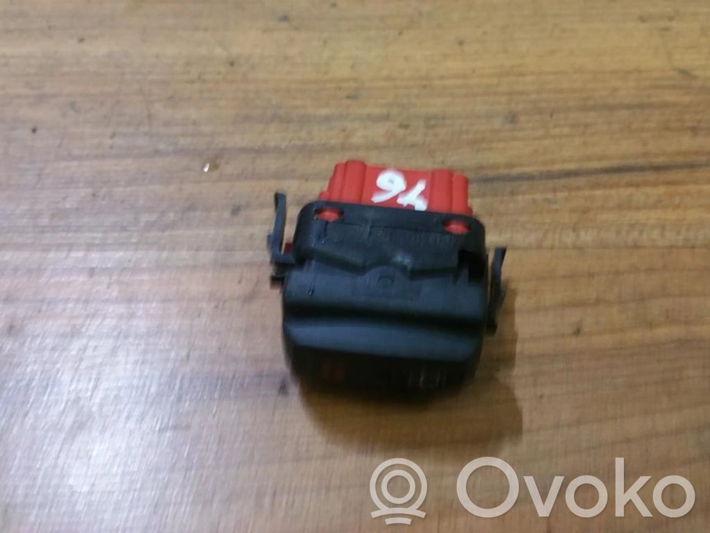 Botón interruptor de bloqueo de puertas   26488,26488