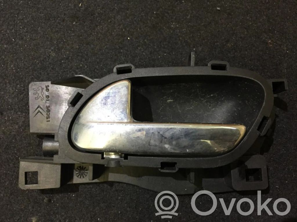 Citroen C4 I Manecilla interna puerta delantera 