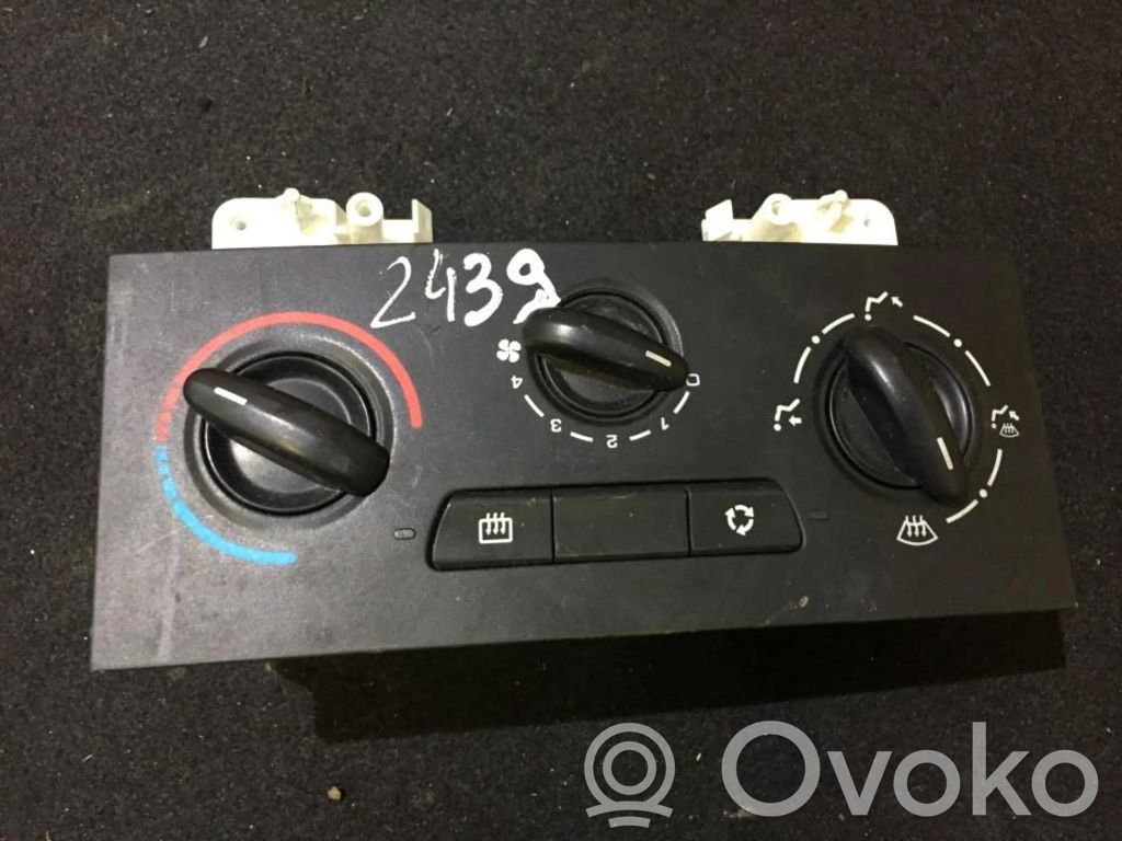 Citroen C4 I Climate control unit 